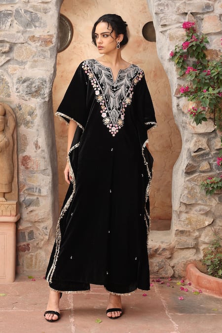 Buy_Ajiesh Oberoi_Black Velvet Embroidery, Fringe Split V-neck Floral Kaftan And Palazzo _Online_at_Aza_Fashions