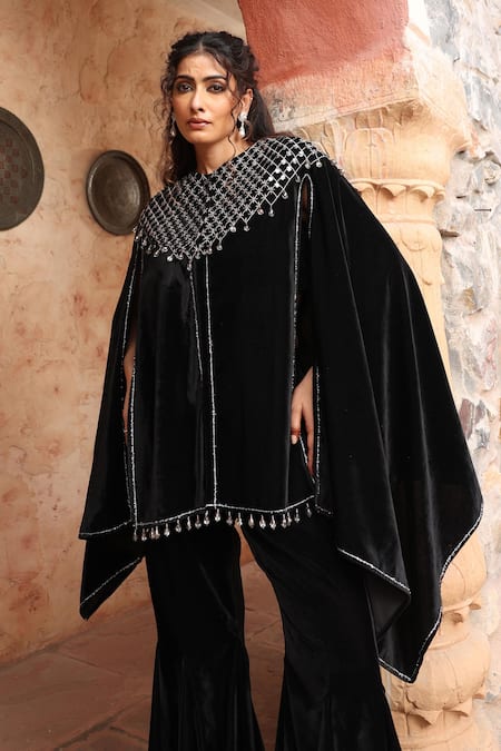 Ajiesh Oberoi_Black Velvet Geometric Embroidered Cape And Pant Set _at_Aza_Fashions
