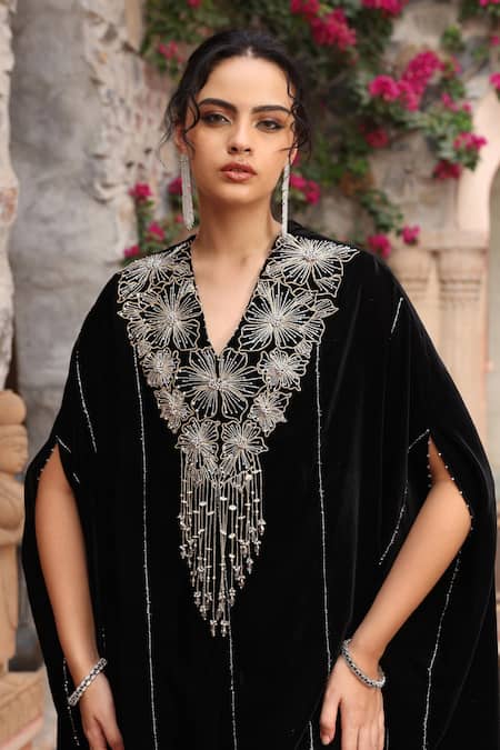 Buy_Ajiesh Oberoi_Black Velvet Beads V-neck Floral Embroidered Kaftan _Online_at_Aza_Fashions
