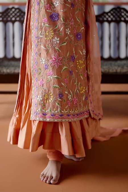Buy_Pooja Singhal_Peach Chanderi, Tissue, Net, Organza Floral Embroidered Banarasi Kurta Set _Online_at_Aza_Fashions