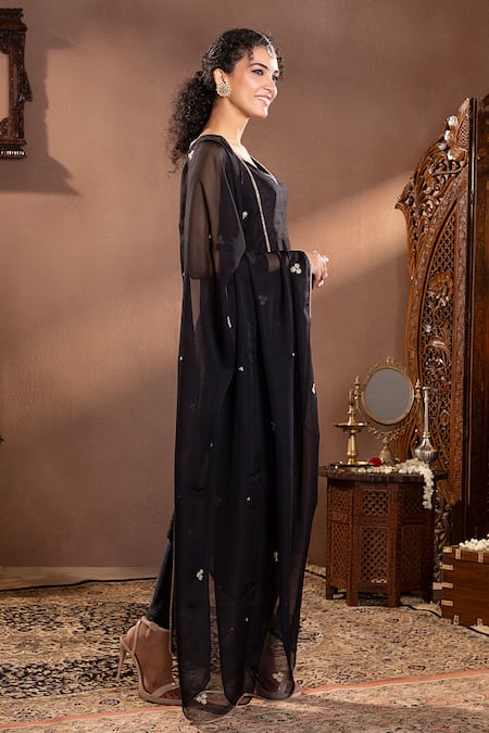 Krishna Padia Black Organza, Lycra, Muslin Embroidery Polo Collar Dupatta Kurta Set at Aza Fashions Krishna Padia_Black Organza, Lycra, Muslin Embroidery Polo Collar Dupatta Kurta Set _at_Aza_Fashions