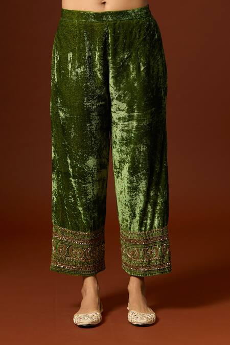 Yoshita Couture Green Silk, Velvet Sequins, Beads, Embroidery Keyhole Floral Kurta Pant Set at Aza Fashions Yoshita Couture_Green Silk, Velvet Sequins, Beads, Embroidery Keyhole Floral Kurta Pant Set _at_Aza_Fashions