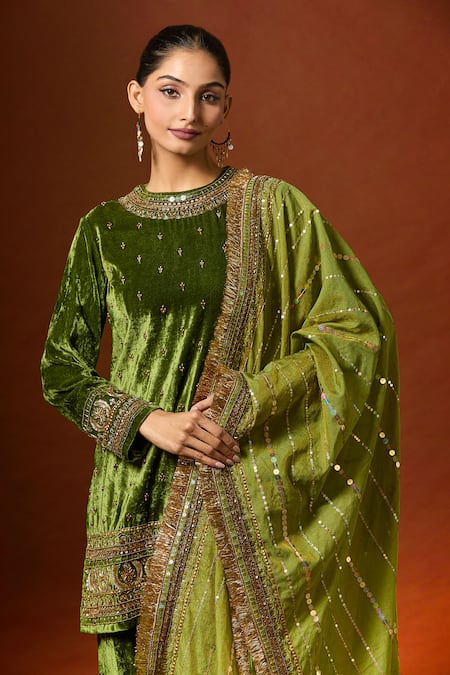 Yoshita Couture_Green Silk, Chanderi Sequins, Lace, Embroidery Moss Kurta Set With Dupatta _Online_at_Aza_Fashions