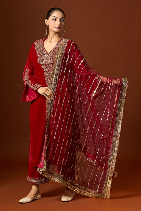 Yoshita Couture_Red Silk, Net, Satin, Velvet Sequins, Lace, Embroidery V-neck Paisley Kurta Set _Online_at_Aza_Fashions