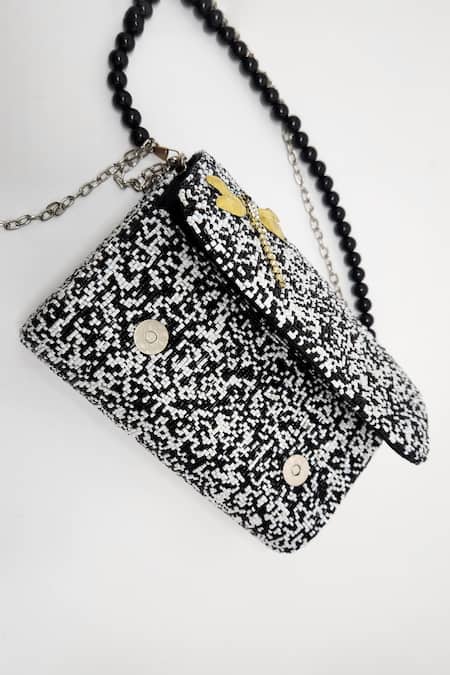 Adwita Bags & Jewels Black Brooch Gradient Cut Dana Handbag With Online at Aza Fashions Adwita Bags & Jewels_Black Brooch Gradient Cut Dana Handbag With _Online_at_Aza_Fashions