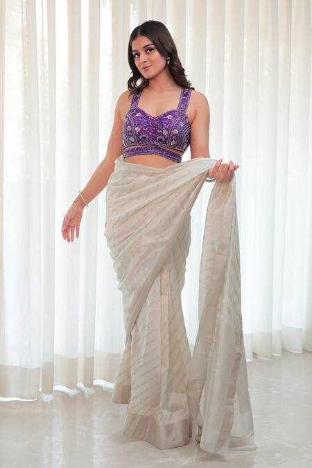Buy_Priyal Bhardwaj_White Chanderi Silk Self Design Stripe Saree _Online_at_Aza_Fashions