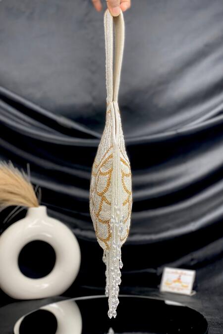 Kainiche By Mehak_White Bead Embellished Potli Bag With Fringe _Online_at_Aza_Fashions