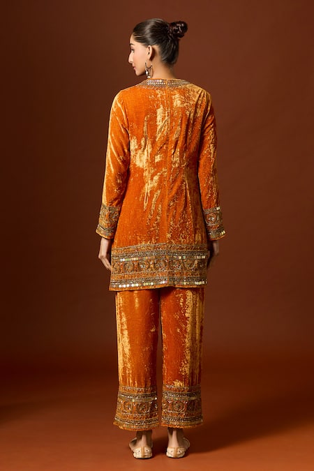 Yoshita Couture Floral Zardozi Embroidered Kurta Set 