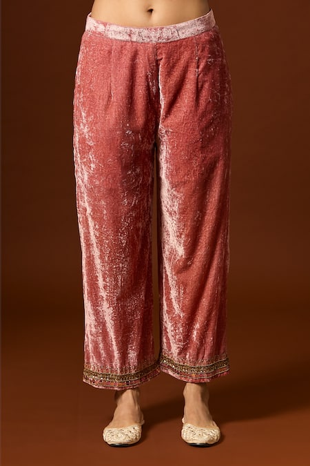 Yoshita Couture Pink Silk, Velvet, Satin Sequins, Beads, Embroidery Keyhole Floral Kurta Set at Aza Fashions Yoshita Couture_Pink Silk, Velvet, Satin Sequins, Beads, Embroidery Keyhole Floral Kurta Set _at_Aza_Fashions