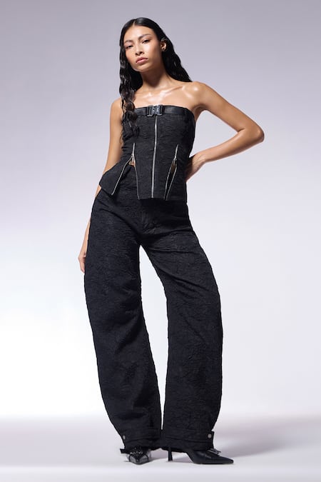 CILVR Crushed Texture Corset Top With Belt 