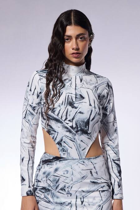 Cilvr Black 90% Polyester 10% Spandex Printed Crushed Paper High Illusion Bodysuit Online at Aza Fashions Cilvr_Black 90% Polyester 10% Spandex Printed Crushed Paper High Illusion Bodysuit_Online_at_Aza_Fashions