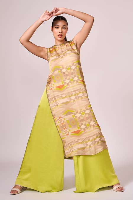 Koswi Geometric Print Kurta With Palazzo 