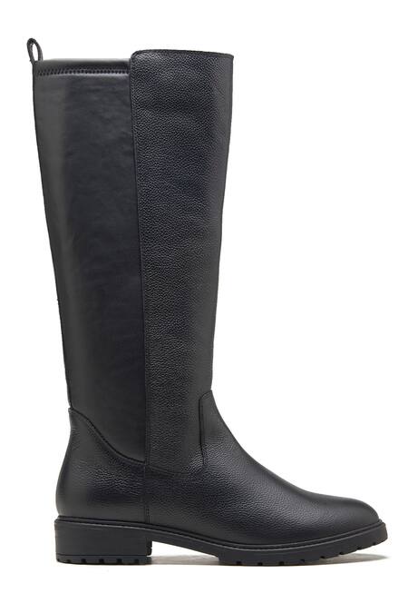 Buy_Dang Shoes_Black Textured Leather Long Boots _Online_at_Aza_Fashions