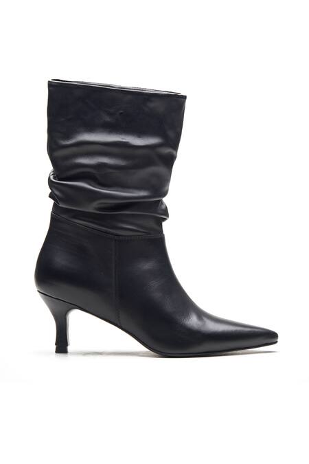 Buy_Dang Shoes_Black Plain Ruched Nappa Leather Boots _Online_at_Aza_Fashions