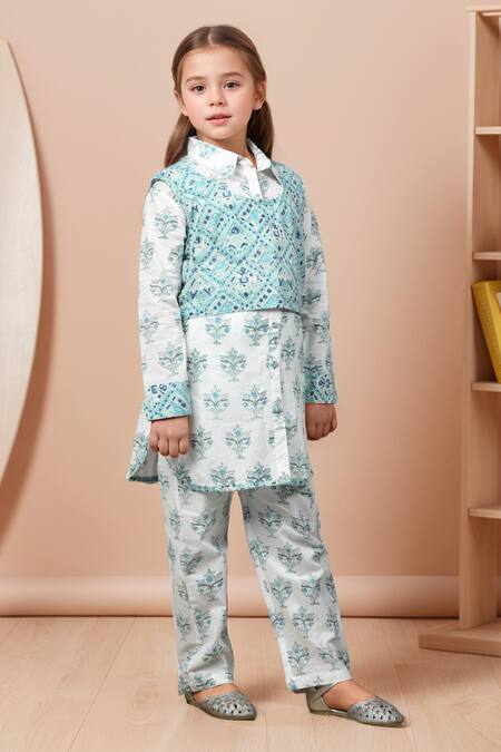 Shop Petite Pomme White Cotton Embroidery Floral Block Print Kurta Set With Crop Jacket Online at Aza Fashions Shop_Petite Pomme_White Cotton Embroidery Floral Block Print Kurta Set With Crop Jacket _Online_at_Aza_Fashions