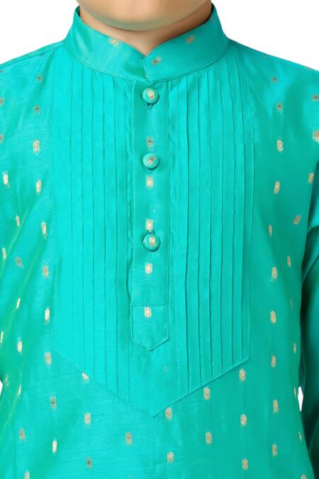 Petite Pomme_Green Chanderi, Crepe Zari Pintuck Butta Kurta Set _Online_at_Aza_Fashions