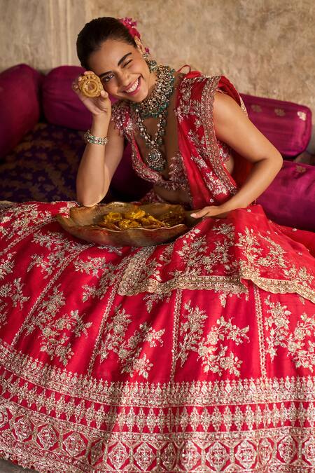 Buy Anushree Reddy Red , Silk Embroidery, Sequins, Zari Round Floral Lehenga Set Buy_Anushree Reddy_Red , Silk Embroidery, Sequins, Zari Round Floral Lehenga Set