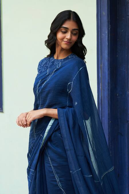 Buy_Vaayu_Blue Muslin Cotton Embroidered Thread Floral Printed Indigo Saree With Blouse_Online_at_Aza_Fashions