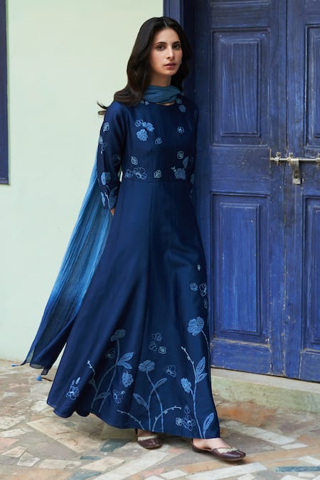 Vaayu Blue Muslin, Cotton Embroidery, Applique Round Neck Floral Anarkali Set Online at Aza Fashions Vaayu_Blue Muslin, Cotton Embroidery, Applique Round Neck Floral Anarkali Set_Online_at_Aza_Fashions