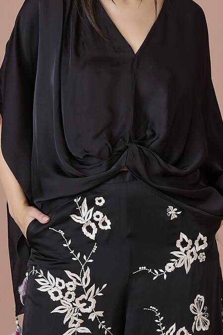 Dilnaz Black Blended Satin V Neck Latkan Embellished Kaftan Online at Aza Fashions Dilnaz_Black Blended Satin V Neck Latkan Embellished Kaftan_Online_at_Aza_Fashions