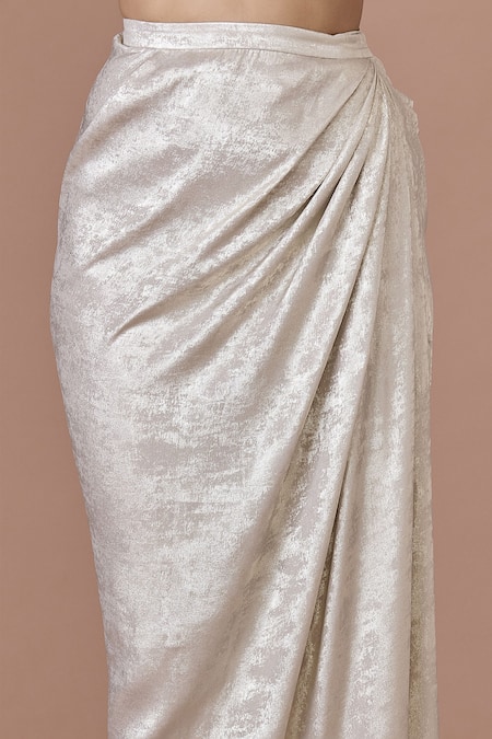 Buy_Dilnaz_Gold Blended Satin Foil Textured Metallic Shimmer Draped Long Skirt _Online_at_Aza_Fashions