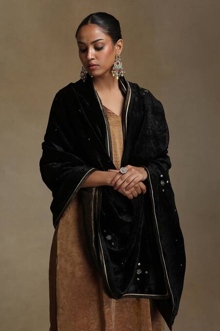 Weaver Story_Black Sequins, Embroidery Floral Dushala _Online_at_Aza_Fashions