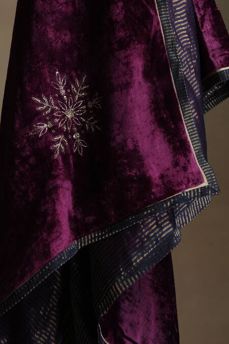 Shop_Weaver Story_Purple Embroidery Floral Hand Dushala _Online_at_Aza_Fashions