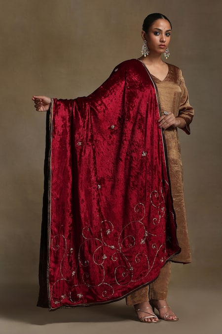 Weaver Story Floral Vine Hand Embroidered Dushala 