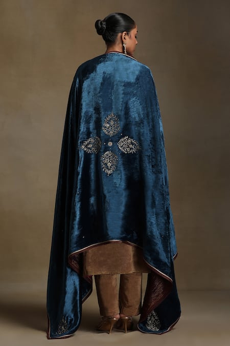 Weaver Story Floral Butta Embroidered Dushala 