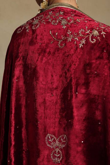 Buy_Weaver Story_Red Embroidery Leaf Motif Hand Dushala _Online_at_Aza_Fashions