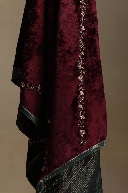 Buy_Weaver Story_Wine Embroidery Diagonal Floral Hand Dushala _Online_at_Aza_Fashions