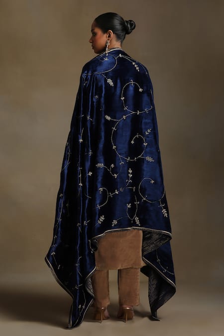 Weaver Story Flower Vine Hand Embroidered Dushala 