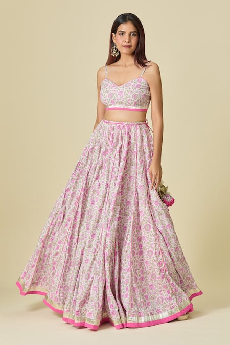 Buy_Naintara Bajaj_Pink Cotton Embroidery Sweetheart Neck Floral Printed Lehenga And Blouse Set 