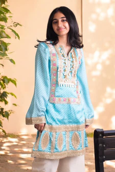 Fayon Kids X AZA_Blue Satin, Cotton Bandhej Print Kurta Set _Online_at_Aza_Fashions