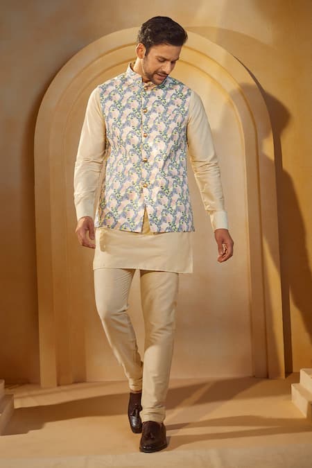 Buy_Spring Break X AZA_Multi Color Cotton, Silk Leafy Botanic Print Bundi Kurta Set _Online_at_Aza_Fashions