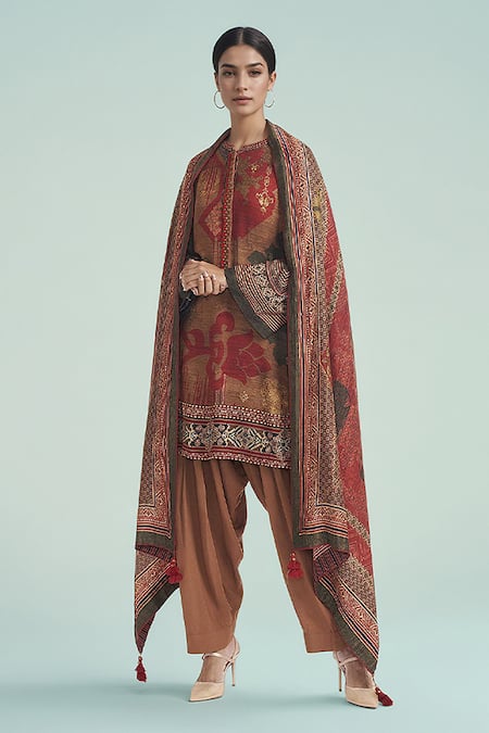 Saundh Printed & Embroidered Kurta Salwar Set 