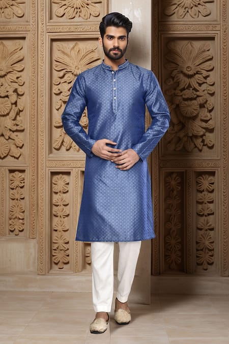 Arihant Rai Sinha Ditsy Clover Embroidered Banaras Dobby Kurta 