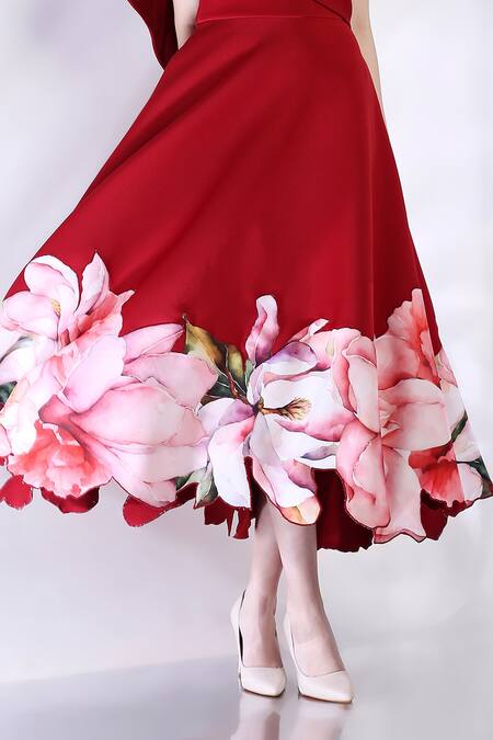 Buy_Ozeqo_Red Neoprene Embroidery Off-shoulder Floral Applique Midi Dress And Cape 