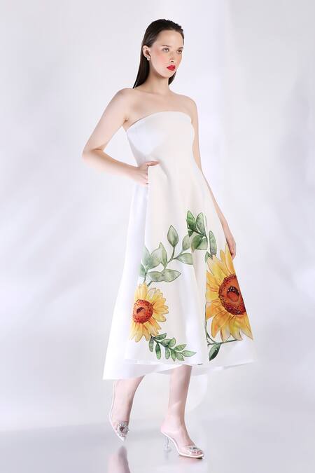 Ozeqo_White Neoprene Embroidery Off-shoulder Floral Applique Midi Dress _Online_at_Aza_Fashions
