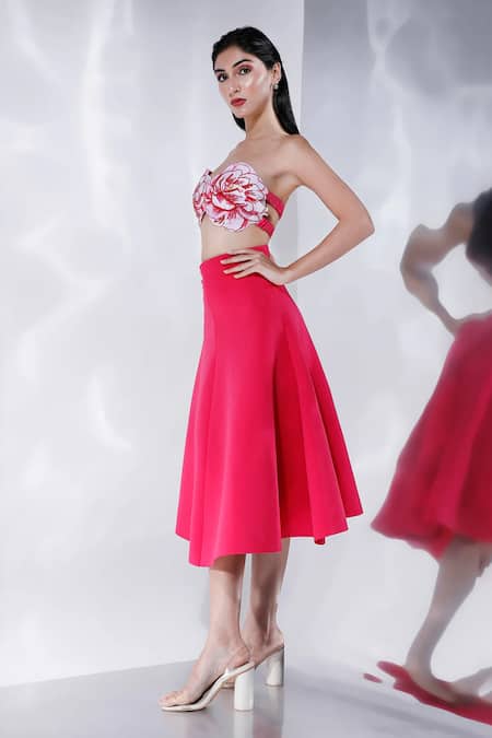 Ozeqo_Pink Neoprene Beads, Sequins Sweetheart Floral Applique Crop Top And Solid Skirt _Online_at_Aza_Fashions