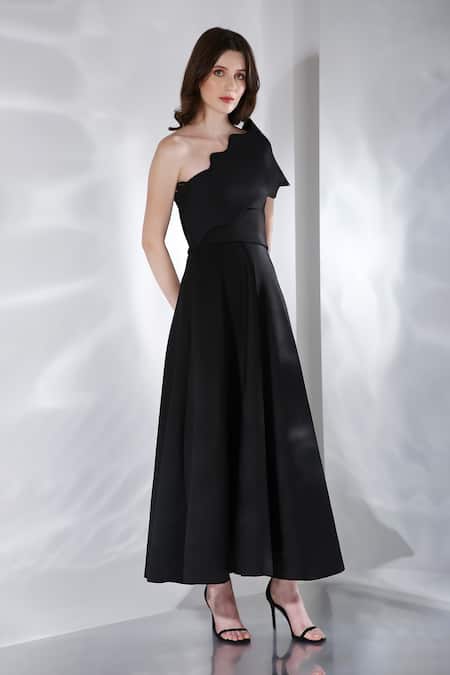Ozeqo Black Neoprene Asymmetric Fit And Flared Dress With Cape Online at Aza Fashions Ozeqo_Black Neoprene Asymmetric Fit And Flared Dress With Cape _Online_at_Aza_Fashions
