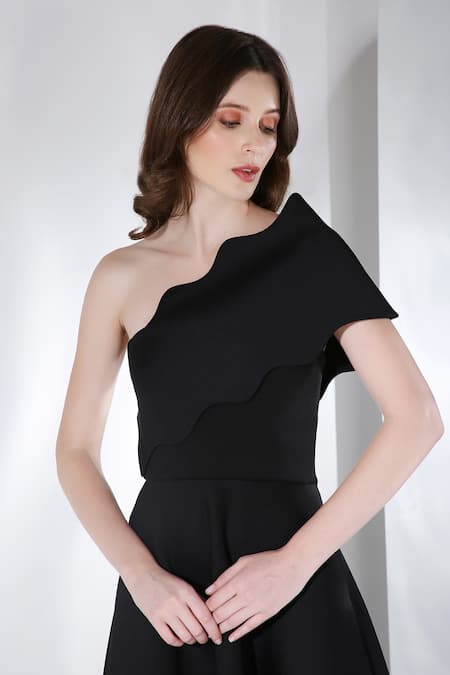 Buy Ozeqo Black Neoprene Asymmetric Fit And Flared Dress With Cape Online at Aza Fashions Buy_Ozeqo_Black Neoprene Asymmetric Fit And Flared Dress With Cape _Online_at_Aza_Fashions