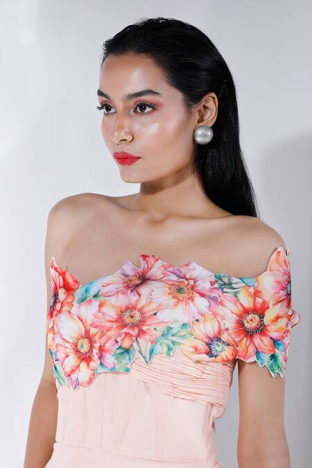 Ozeqo_Cream Cotton, Linen Sequins, Beads Floral Applique Midi Dress With Cape _at_Aza_Fashions
