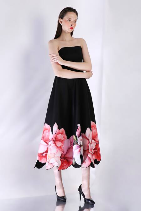 Buy_Ozeqo_Black Neoprene Fabric Flowers Floral Print Midi Dress With Scallop Wrap _Online_at_Aza_Fashions