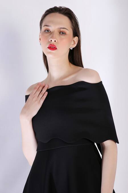 Ozeqo_Black Neoprene Fabric Flowers Floral Print Midi Dress With Scallop Wrap _at_Aza_Fashions