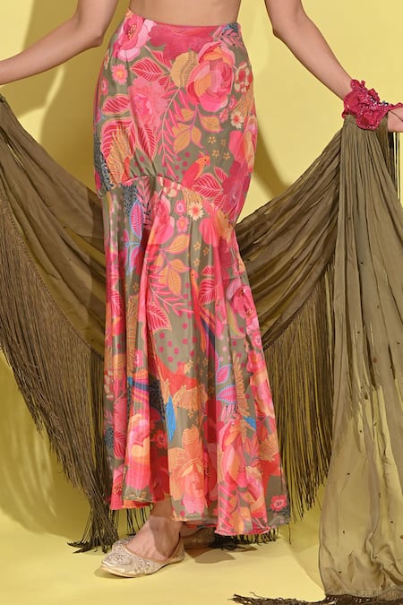 Rishi and Vibhuti Pink Crepe, Chiffon Applique, Sequins, Mehroo Hand Blouse And Skirt Set Online at Aza Fashions Rishi and Vibhuti_Pink Crepe, Chiffon Applique, Sequins, Mehroo Hand Blouse And Skirt Set _Online_at_Aza_Fashions