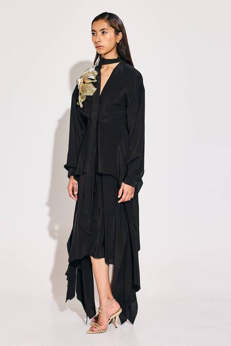 Twinkle Hanspal_Black Crepe Embroidery V-neck 3d Bloom Embellished Midi Dress_Online_at_Aza_Fashions