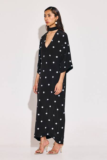 Twinkle Hanspal Black Crepe Embroidery V-neck Ditsy Bloom Kaftan Dress Online at Aza Fashions Twinkle Hanspal_Black Crepe Embroidery V-neck Ditsy Bloom Kaftan Dress_Online_at_Aza_Fashions