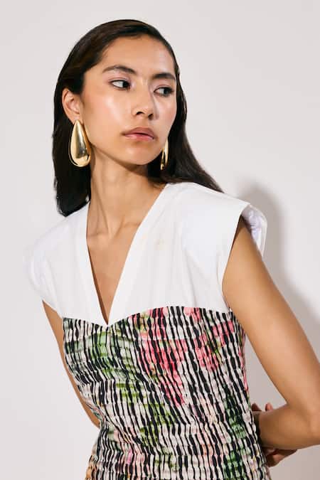 Twinkle Hanspal_White Chanderi, Poplin V-neck Ruched Designer Dress With Basket Print _Online_at_Aza_Fashions