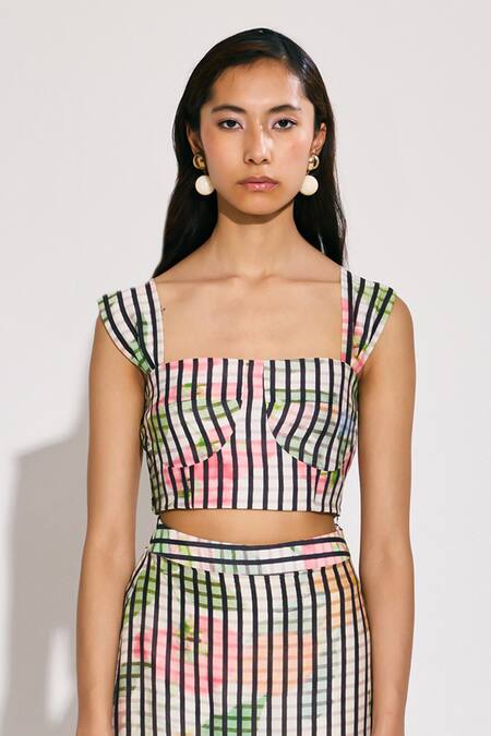 Buy Twinkle Hanspal Black Chanderi Square Neck Basket Print Corset And Skirt Set Online at Aza Fashions Buy_Twinkle Hanspal_Black Chanderi Square Neck Basket Print Corset And Skirt Set_Online_at_Aza_Fashions